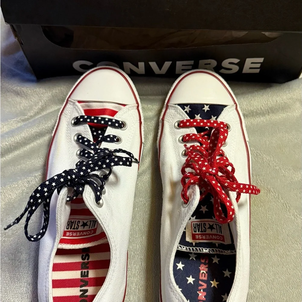 Converse ~ New In Box ~ Men’s Size 10 ~ Women’s Size 12 ~ Chuck Taylor All Star - Picture 16 of 16